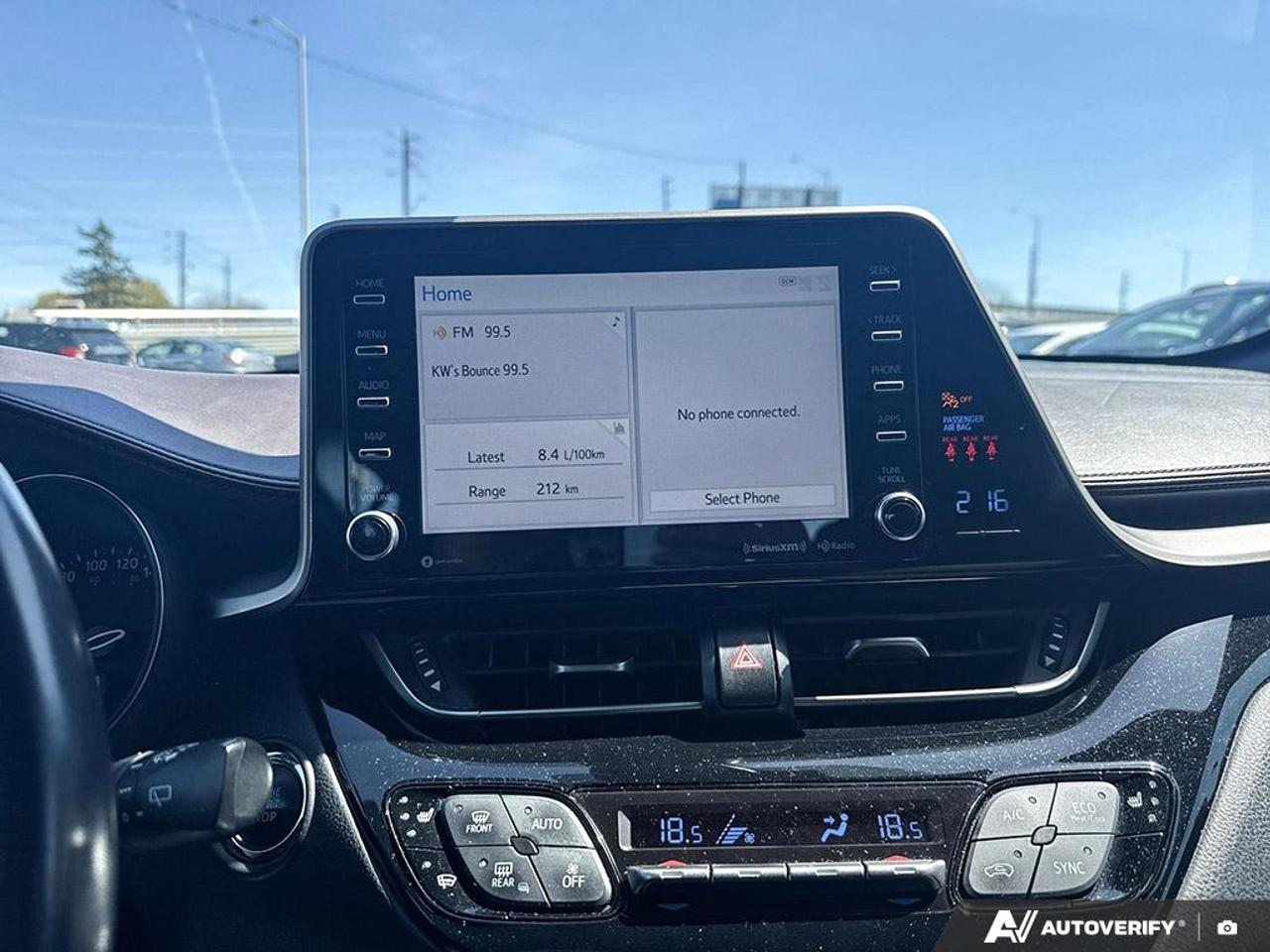 2019 Toyota C-HR LIMITED / NO ACCIDENTS / LEATHER / HTD SEATS Photo