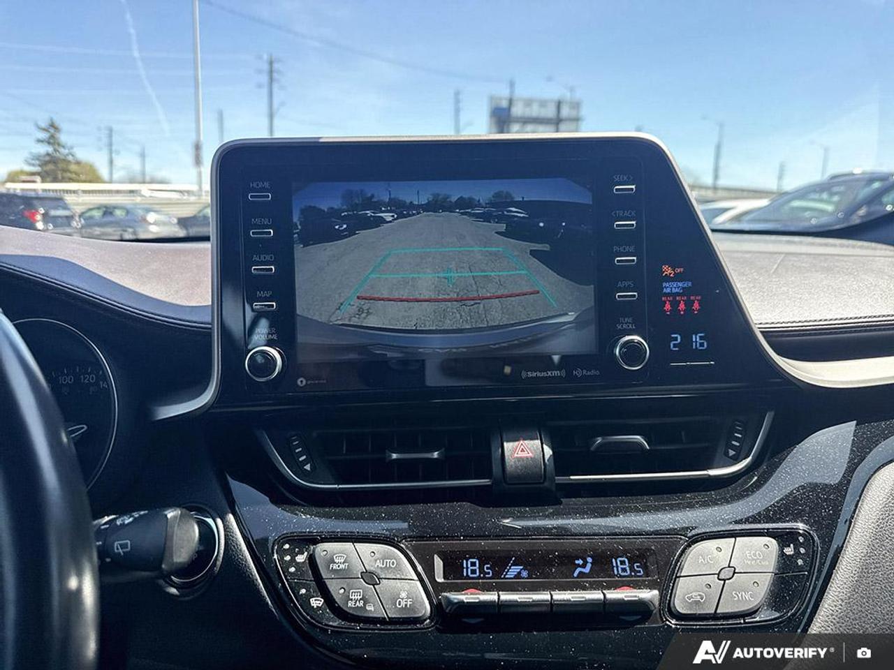 2019 Toyota C-HR LIMITED / NO ACCIDENTS / LEATHER / HTD SEATS Photo