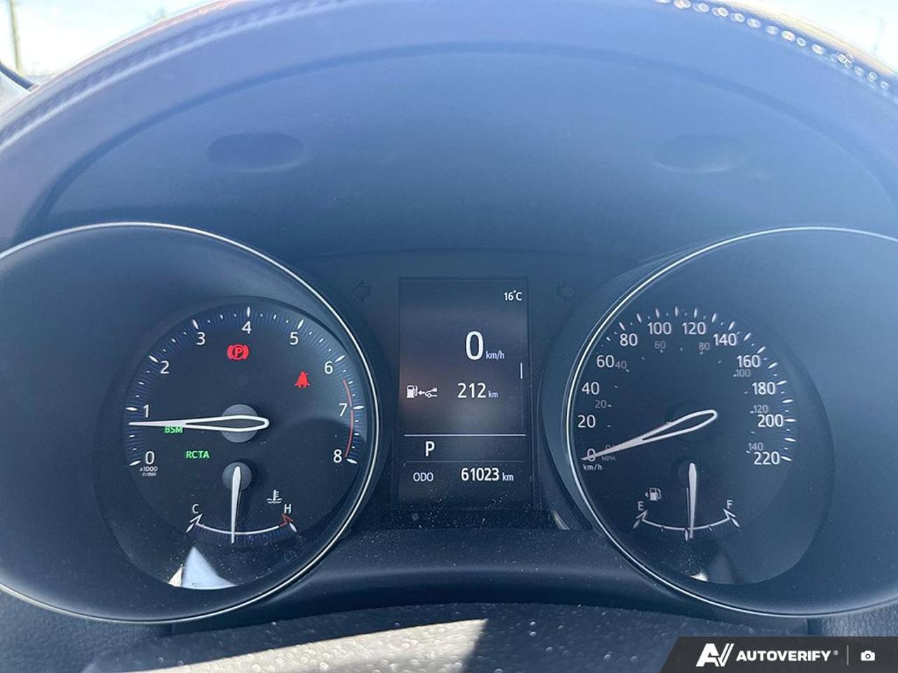 2019 Toyota C-HR LIMITED / NO ACCIDENTS / LEATHER / HTD SEATS Photo