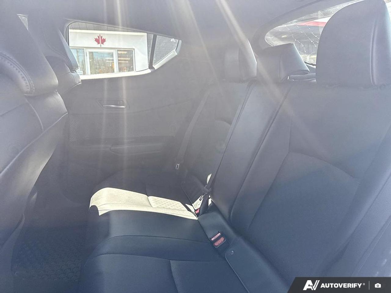 2019 Toyota C-HR LIMITED / NO ACCIDENTS / LEATHER / HTD SEATS Photo