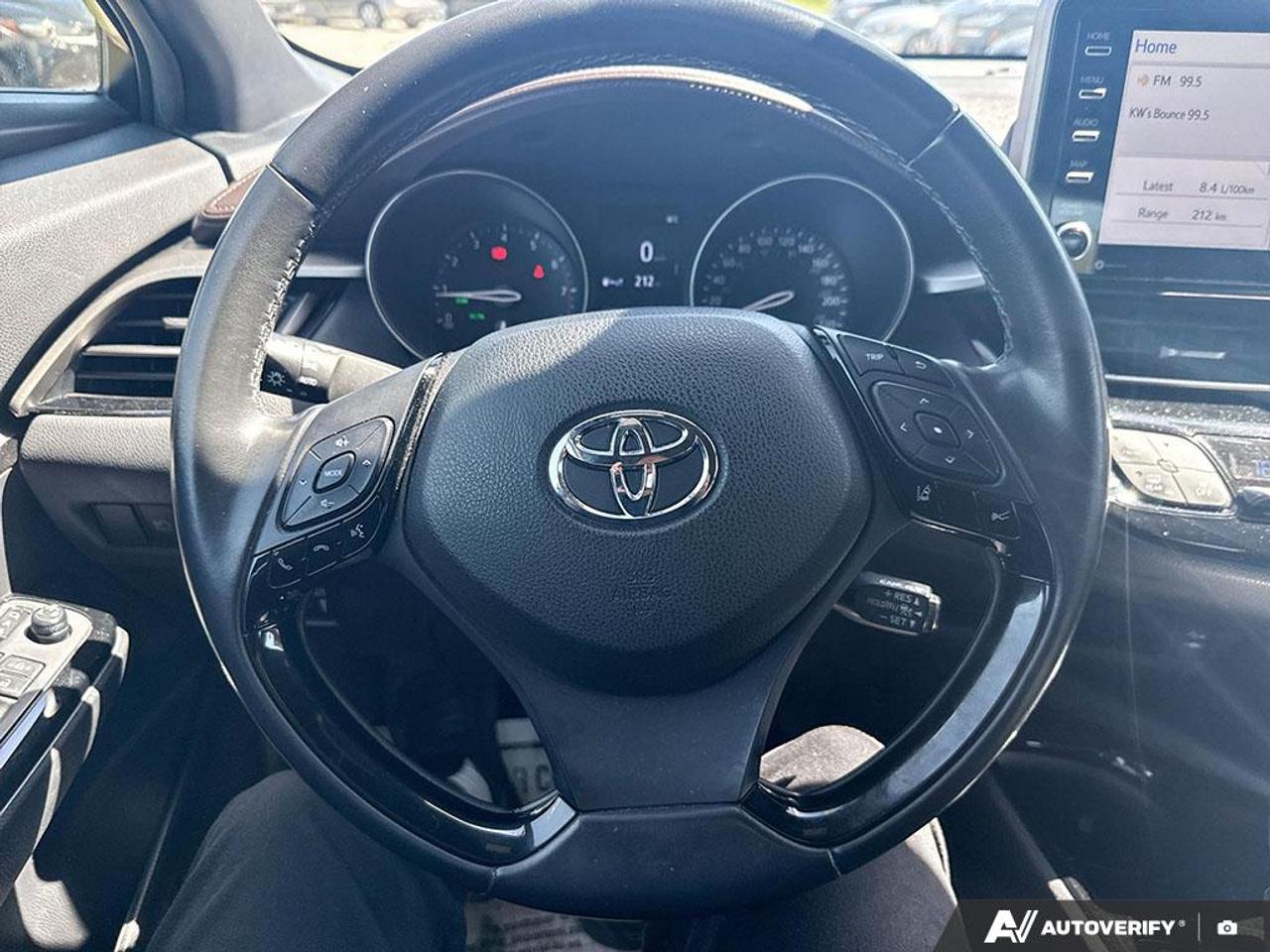 2019 Toyota C-HR LIMITED / NO ACCIDENTS / LEATHER / HTD SEATS Photo