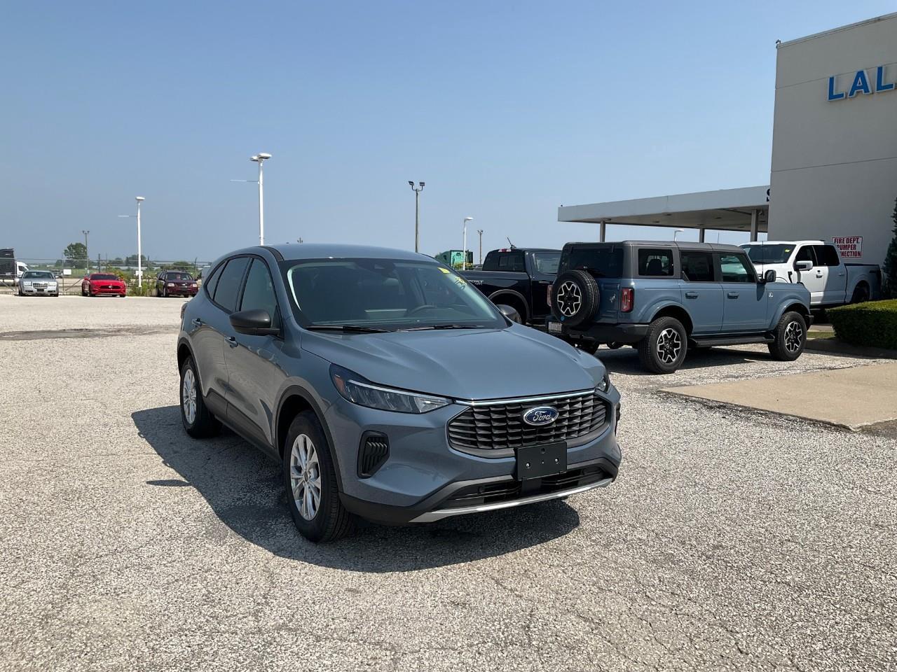 2025 Ford Escape Active ACTIVE AWD, POWER LIFTGATE, TECH PK#1 AND MORE Photo