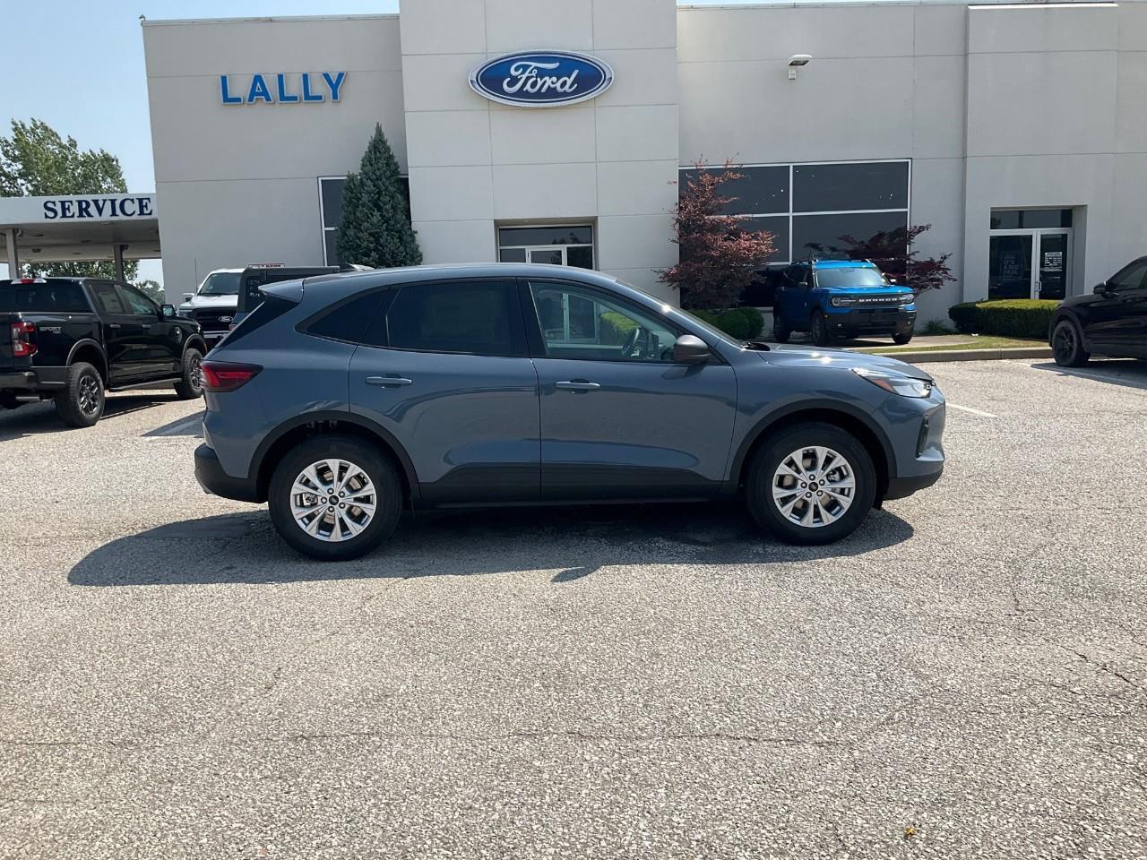 2025 Ford Escape Active ACTIVE AWD, POWER LIFTGATE, TECH PK#1 AND MORE Photo2