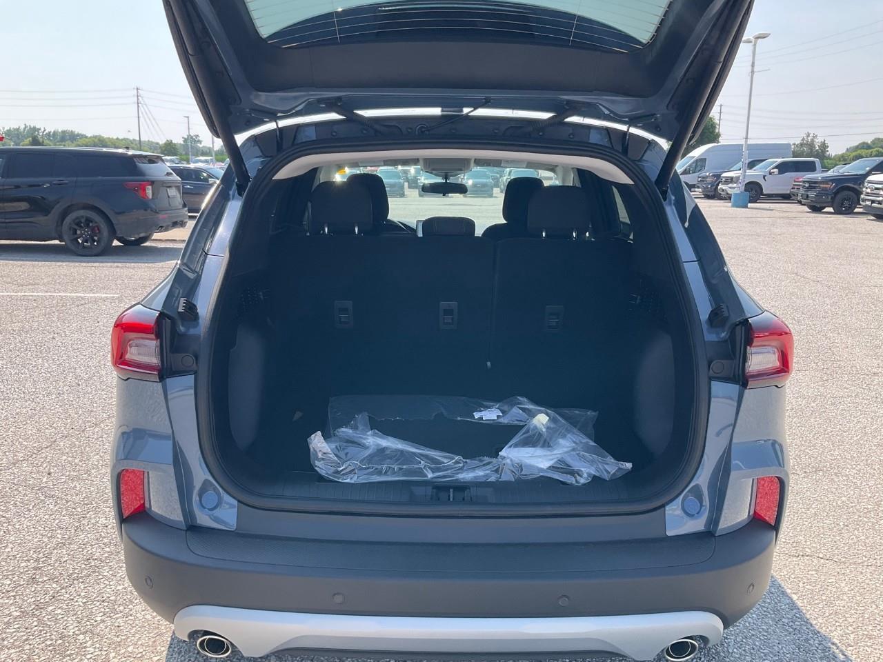 2025 Ford Escape Active ACTIVE AWD, POWER LIFTGATE, TECH PK#1 AND MORE Photo