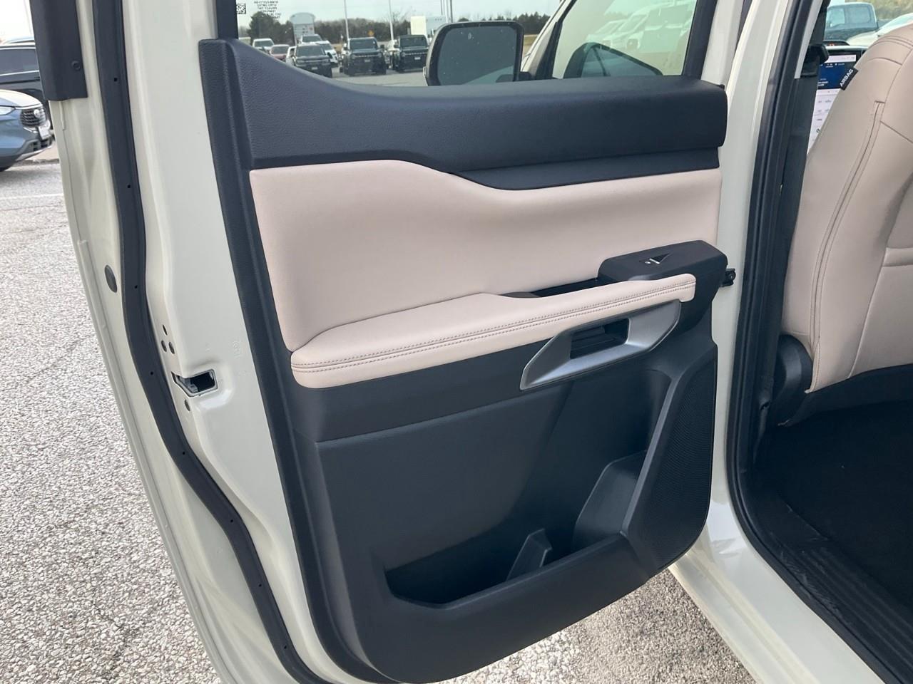 2025 Ford Ranger Lariat Photo