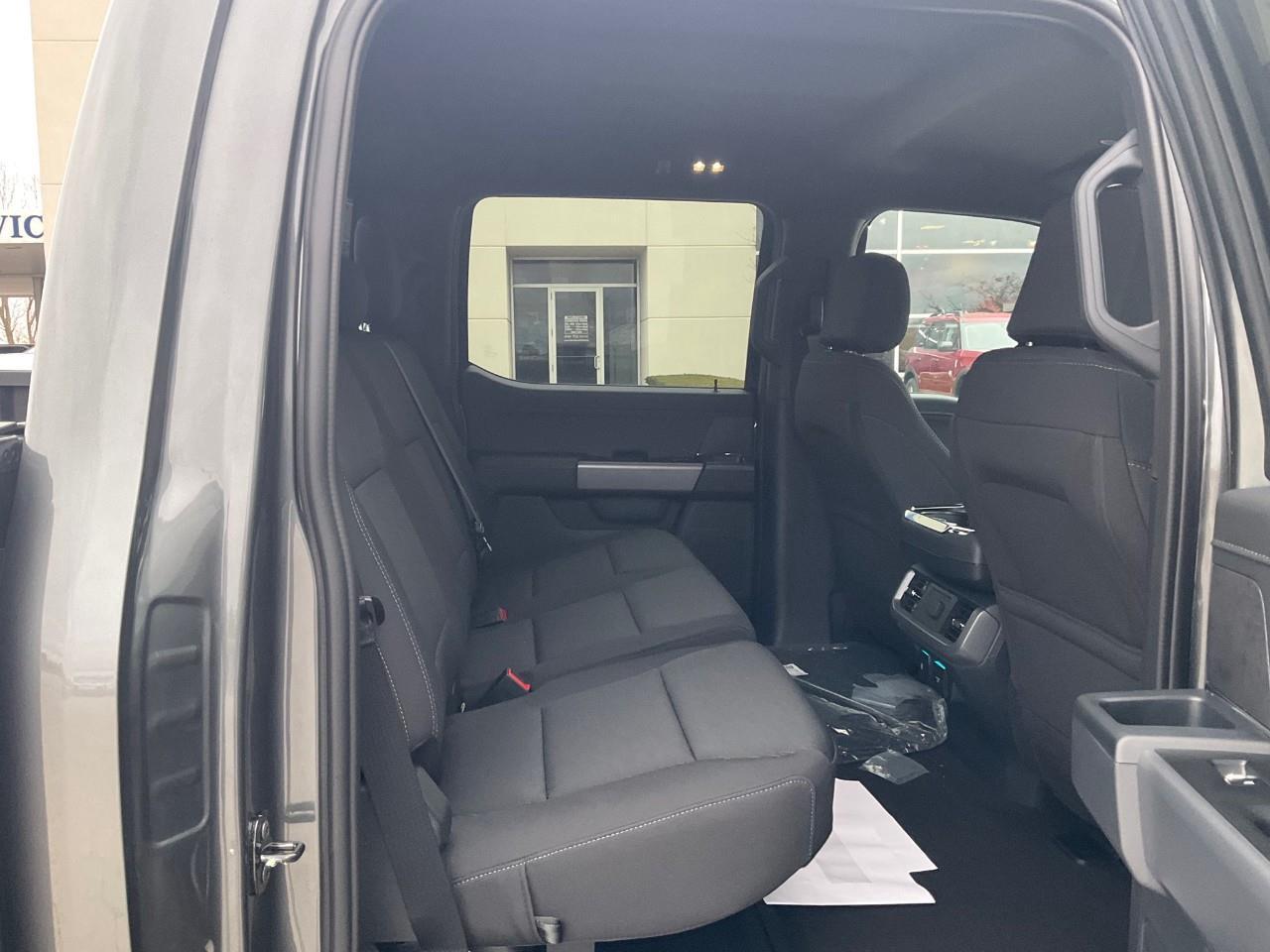 2025 Ford F-150 XLT Photo