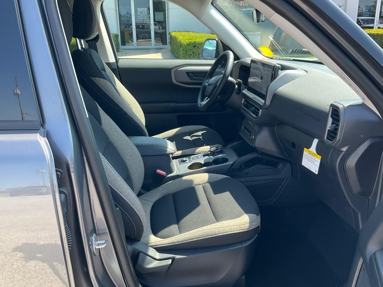 2025 Ford Bronco Sport Big Bend BRONCO SPORT BIG BEND, BLACK DIAMOND OFF ROAD PACKAGE, CONVENIENCE PACKAGE AND LOTS MORE FUN OPTIONS Photo