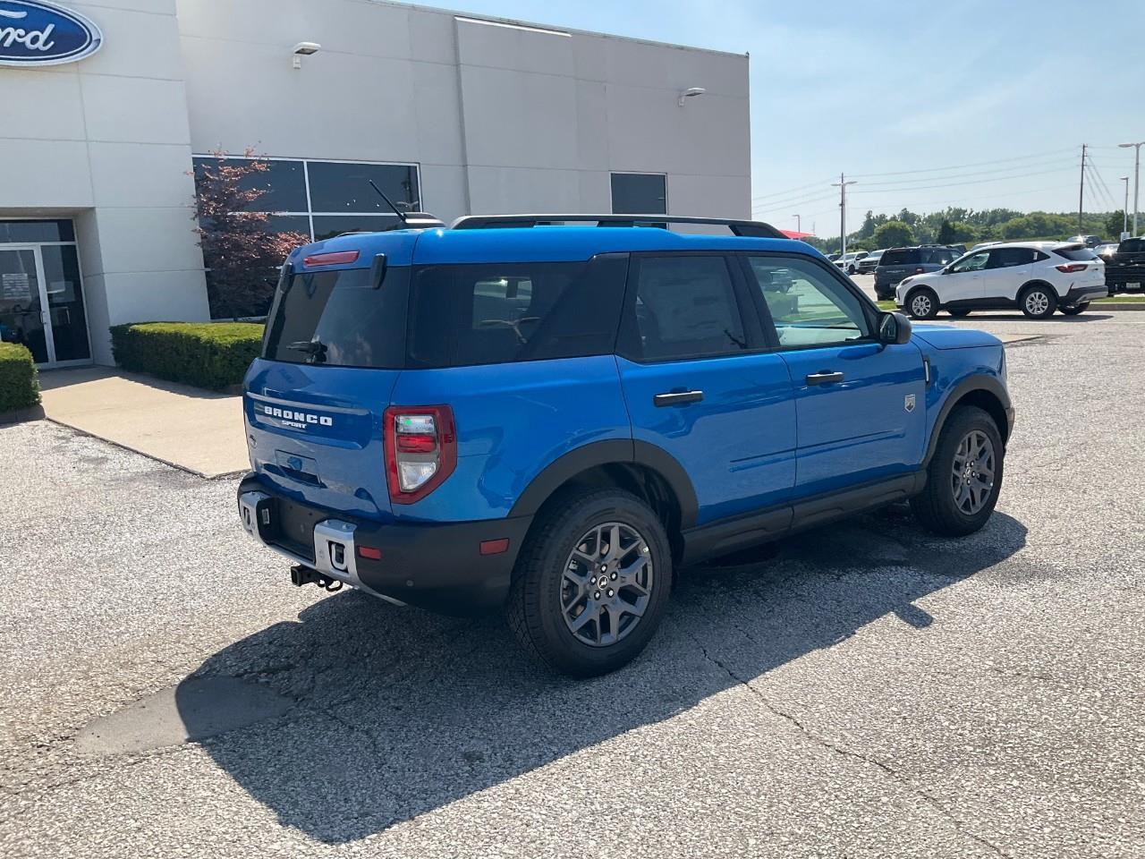 2025 Ford Bronco Sport Big Bend BRONCO SPORT BIG BEND, BLACK DIAMOND OFF ROAD PAK, CONVENIENCE PACKAGE AND LOTS MORE FUN THINGS. COME DRIVE ME TODAY! Photo
