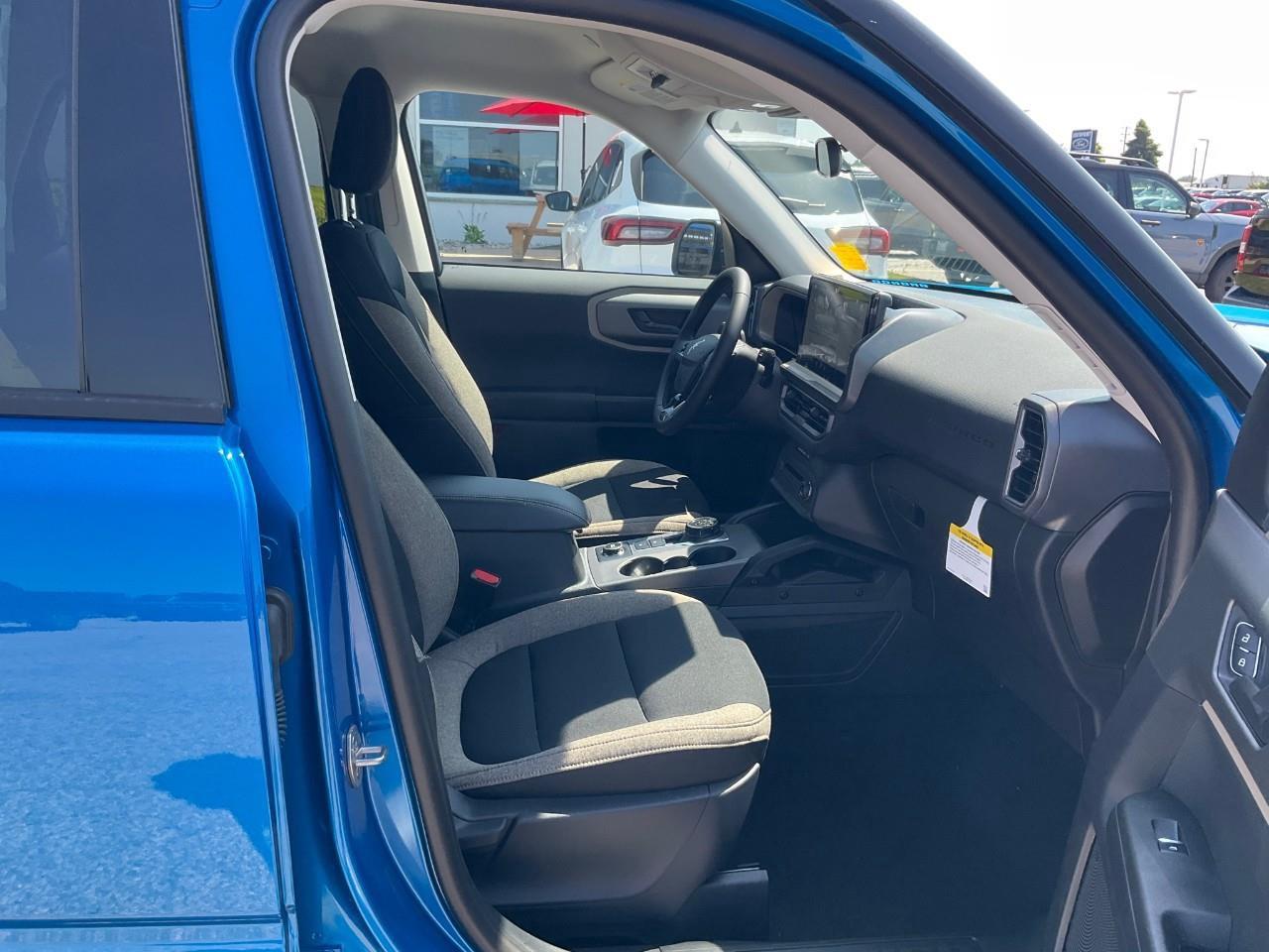 2025 Ford Bronco Sport Big Bend BRONCO SPORT BIG BEND, BLACK DIAMOND OFF ROAD PAK, CONVENIENCE PACKAGE AND LOTS MORE FUN THINGS. COME DRIVE ME TODAY! Photo