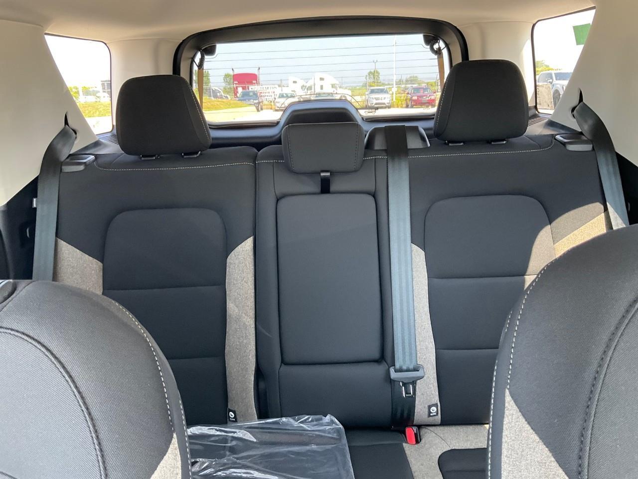 2025 Ford Bronco Sport Big Bend BRONCO SPORT BIG BEND, BLACK DIAMOND OFF ROAD PAK, CONVENIENCE PACKAGE AND LOTS MORE FUN THINGS. COME DRIVE ME TODAY! Photo