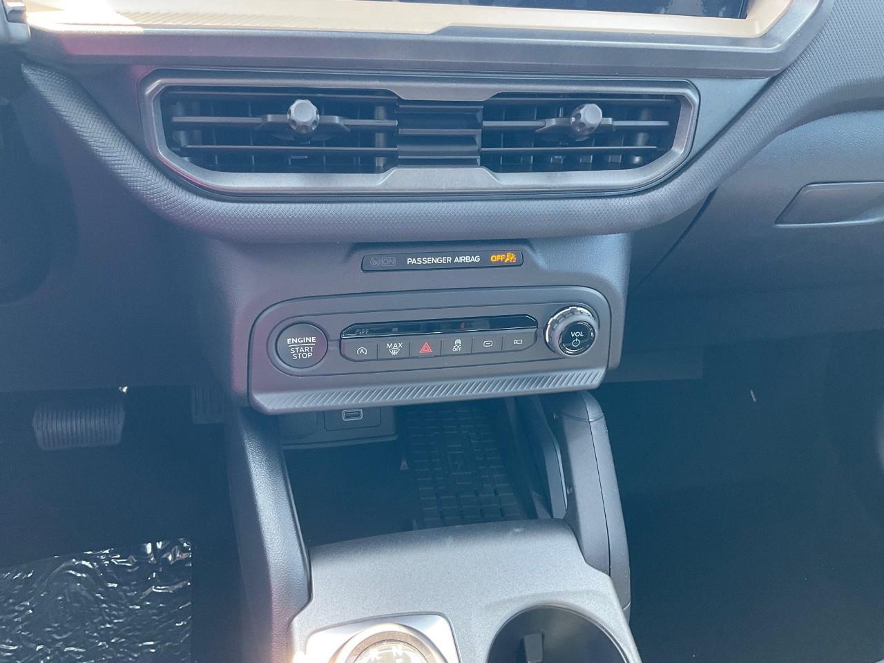 2025 Ford Bronco Sport Big Bend BRONCO SPORT BIG BEND, BLACK DIAMOND OFF ROAD PAK, CONVENIENCE PACKAGE AND LOTS MORE FUN THINGS. COME DRIVE ME TODAY! Photo