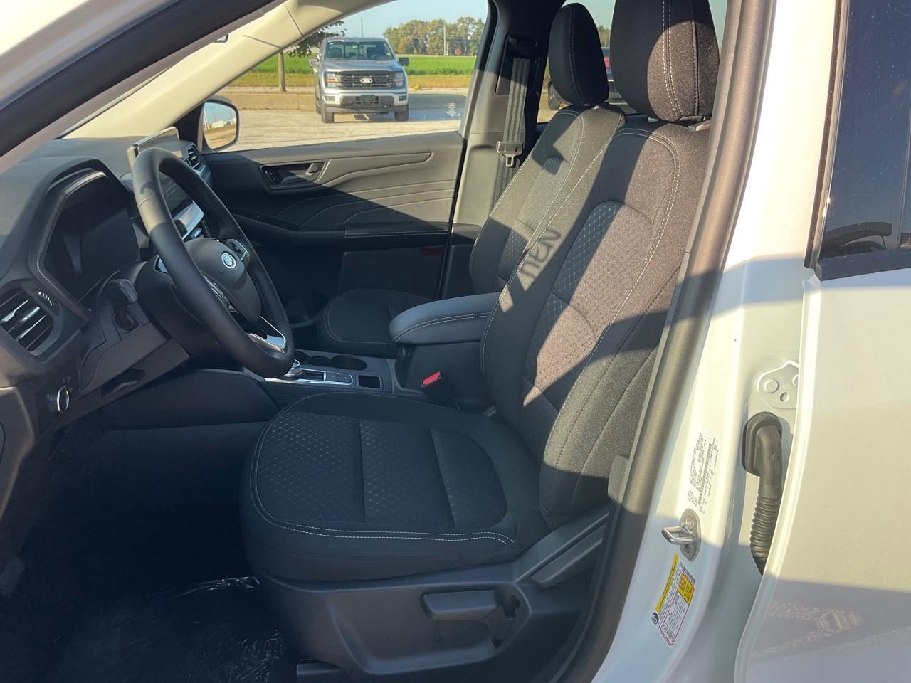 2025 Ford Escape Active Photo
