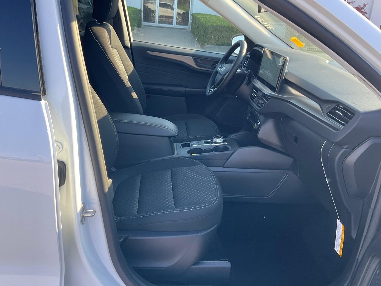 2025 Ford Escape Active Photo