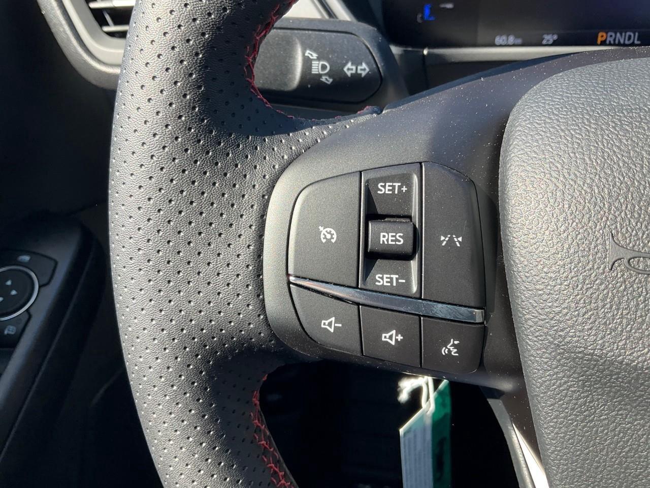 2025 Ford Escape Active COLD WEATHER PACK AND MANY MORE FUN OPTIONS! Photo
