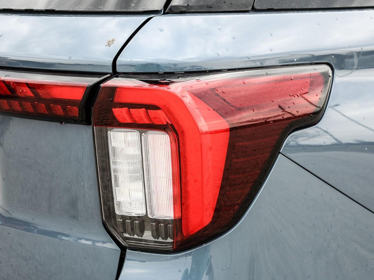 2025 Ford Explorer NAV | HTD & COOLED SEATS | SUNROOF | HTD STEERING Photo