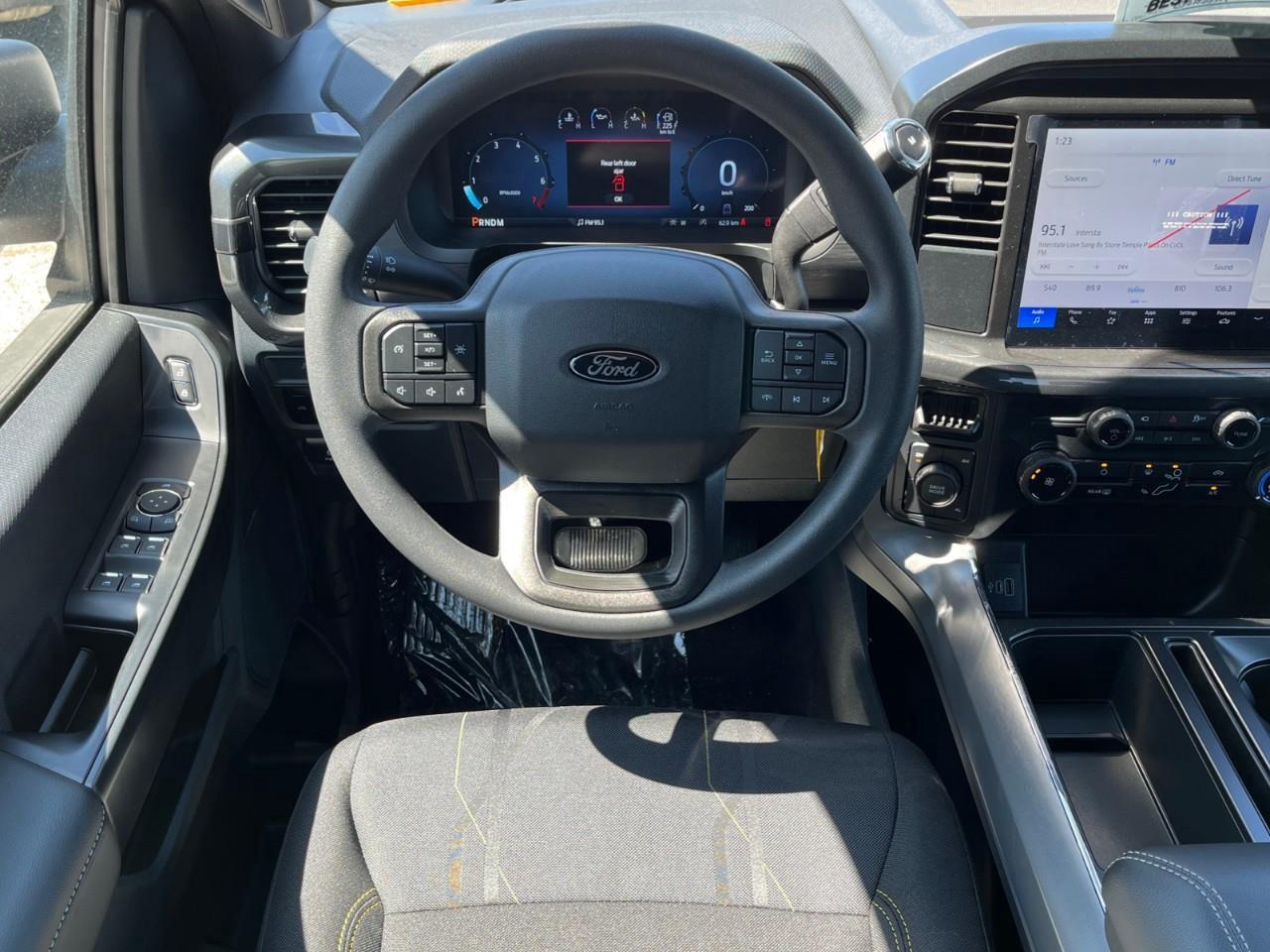 2025 Ford F-150 STX Photo