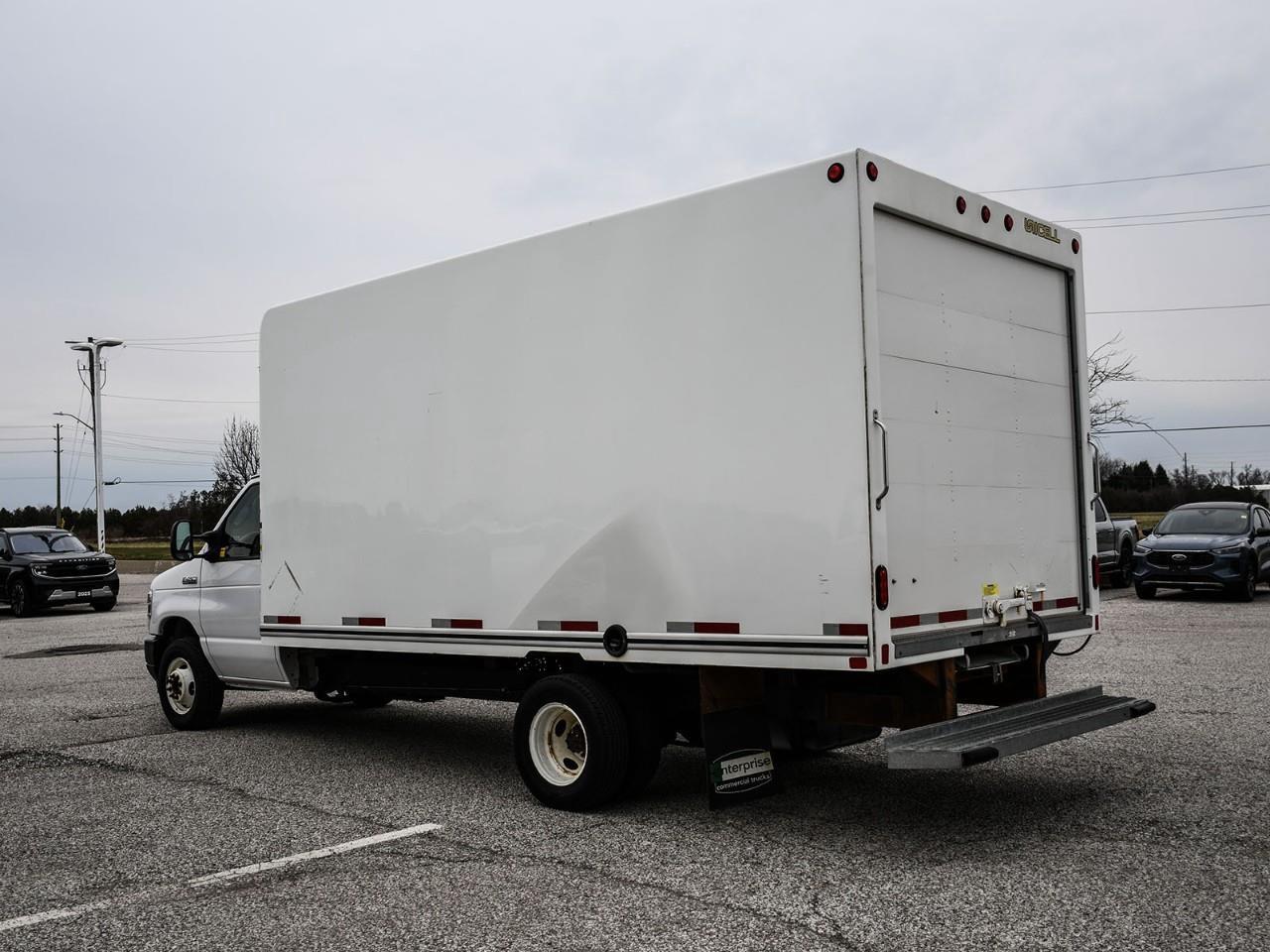2023 Ford E450 Cutaway POWER WINDOWS | CRUISE | POWER LOCKS Photo