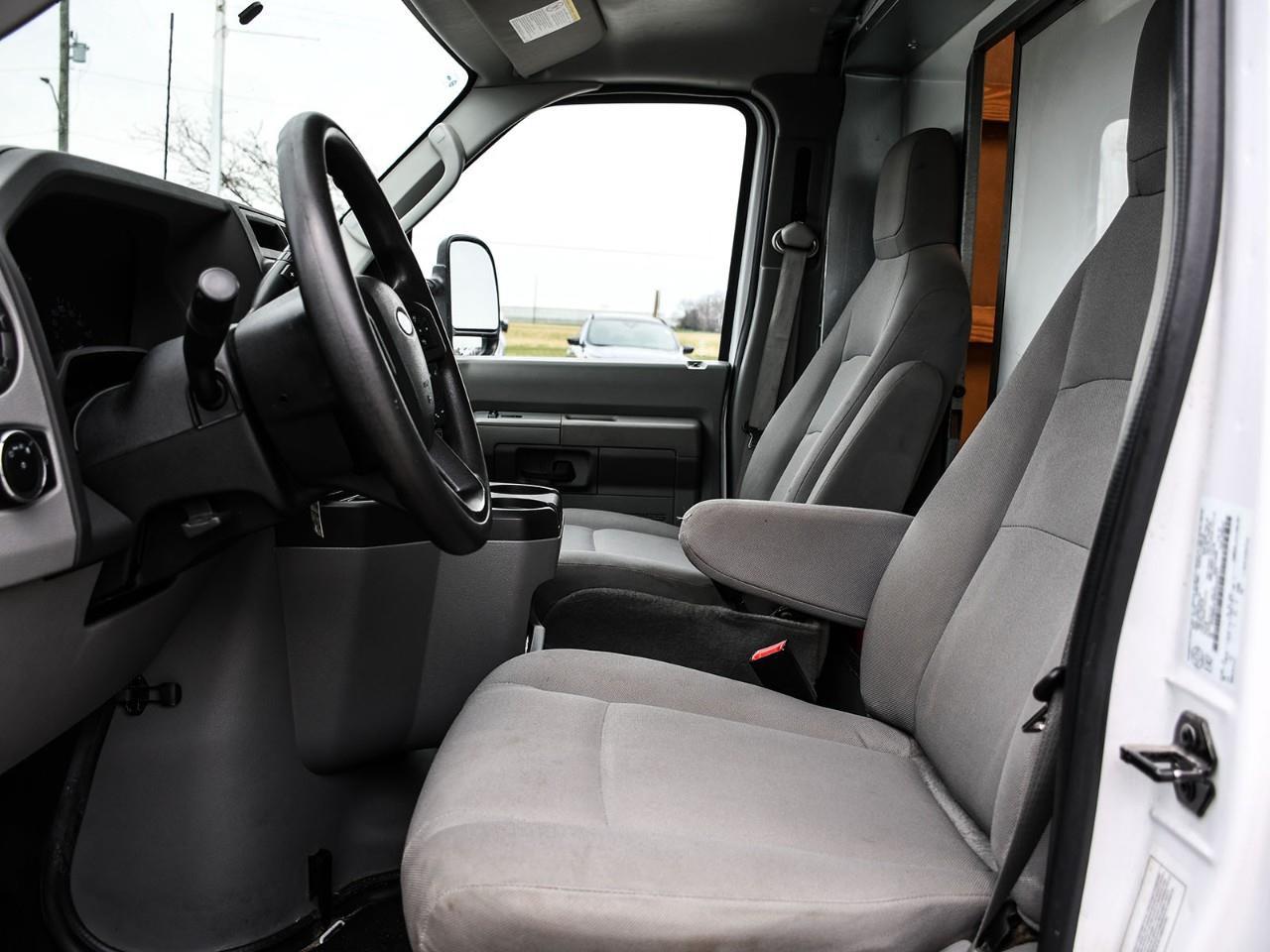 2023 Ford E450 Cutaway POWER WINDOWS | CRUISE | POWER LOCKS Photo