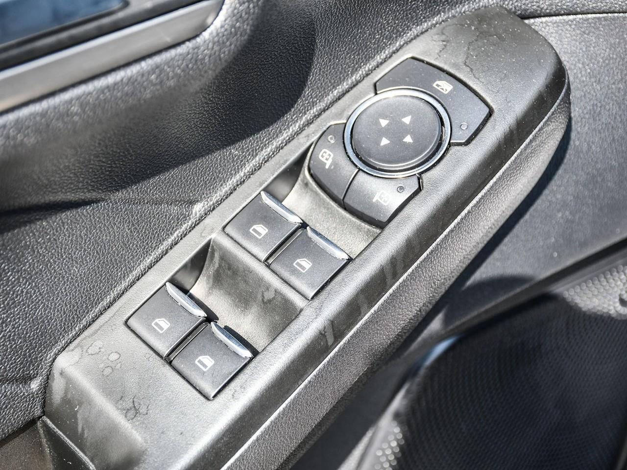 2022 Ford Escape Titanium Hybrid NAV | HTD SEATS | HTD STEERING | REMOTE START | ADAPTIVE CRUISE Photo