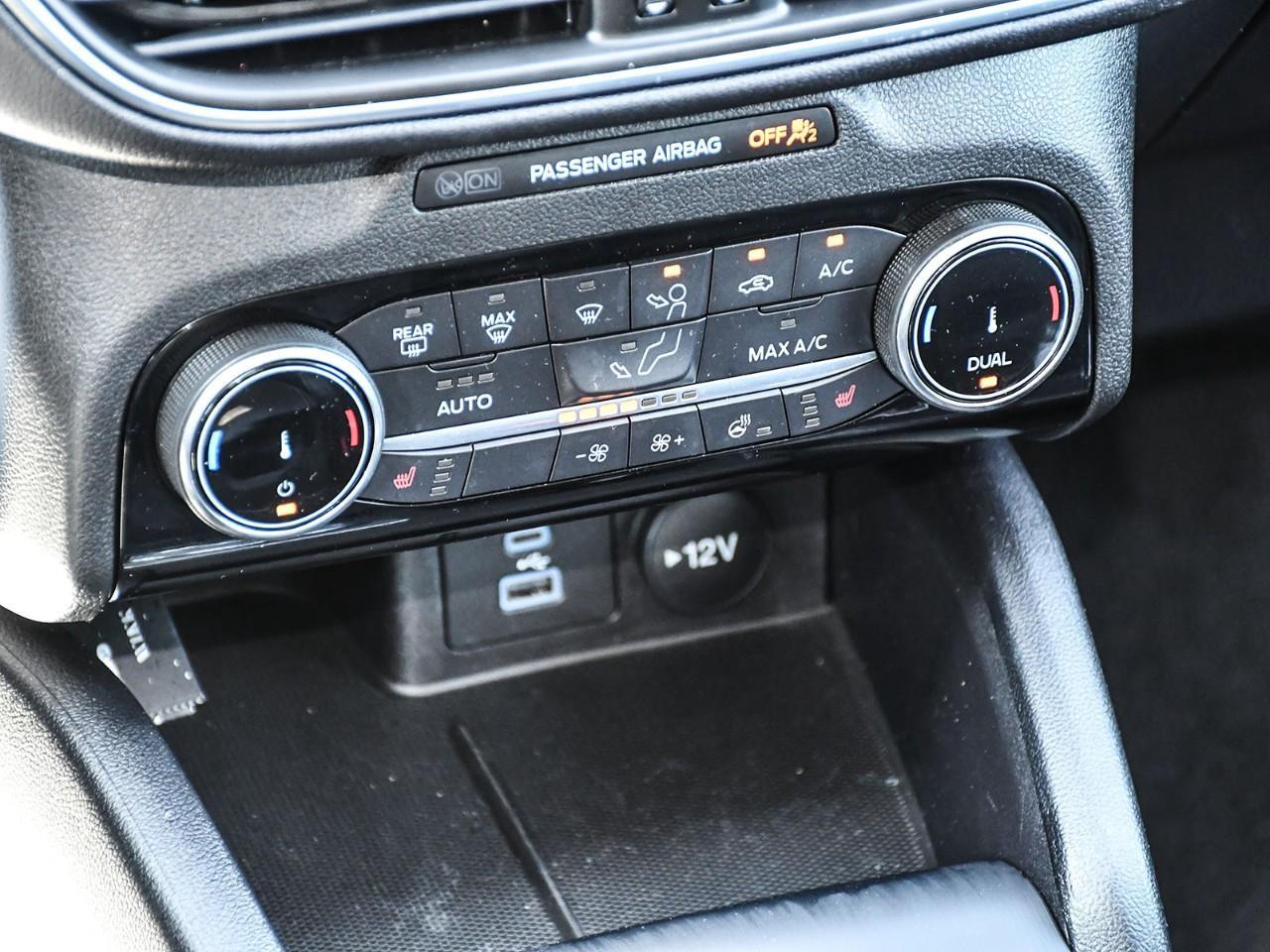 2022 Ford Escape Titanium Hybrid NAV | HTD SEATS | HTD STEERING | REMOTE START | ADAPTIVE CRUISE Photo