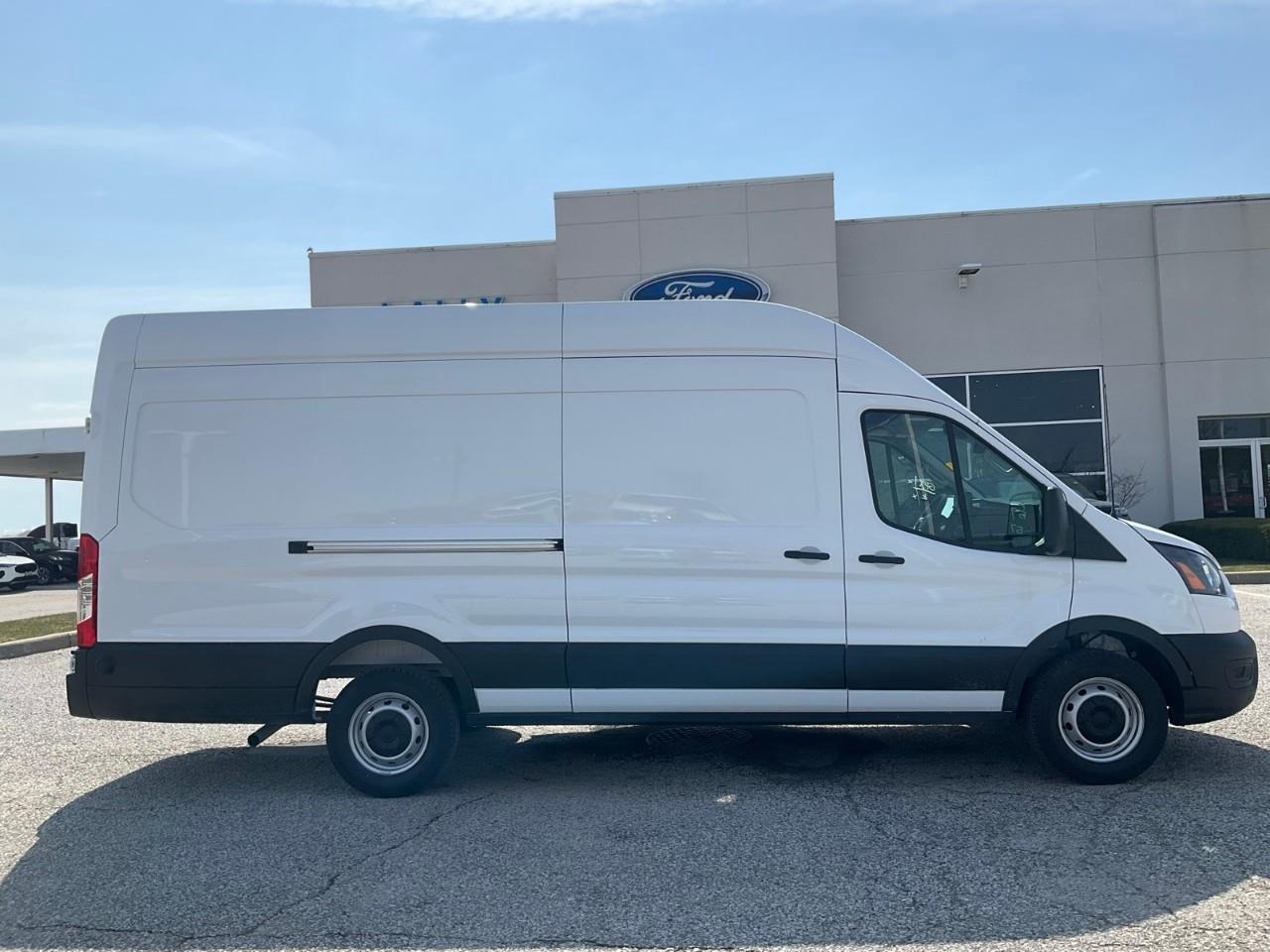 2026 Ford Transit 250  Photo2