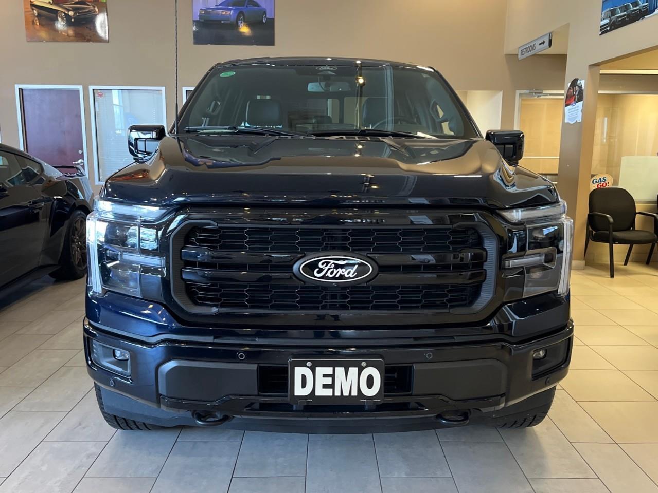 2026 Ford F-150 Lariat Photo2