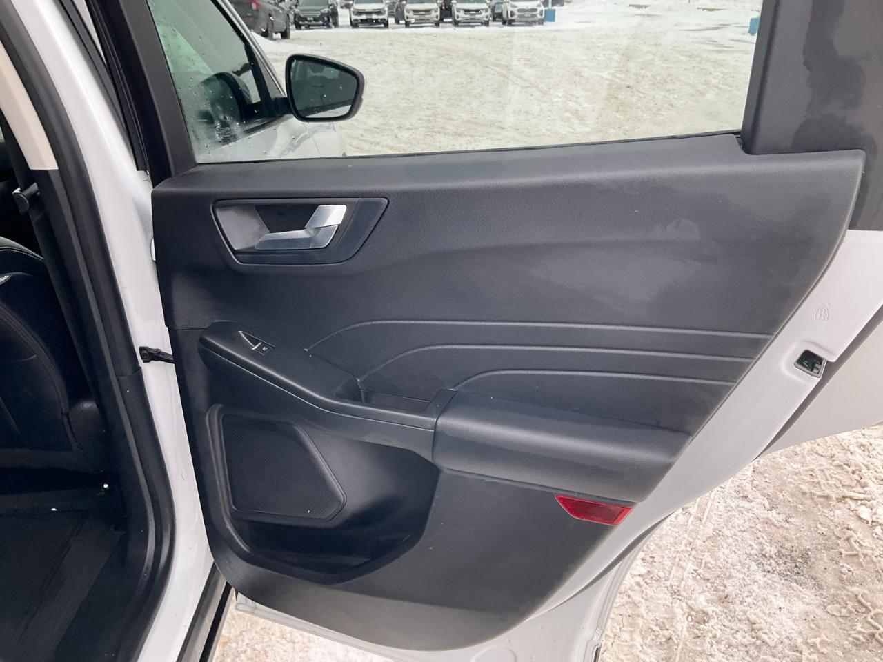 2022 Ford Escape SEL NAV | HTD SEATS | REMOTE START | ADAPTIVE CRUISE Photo
