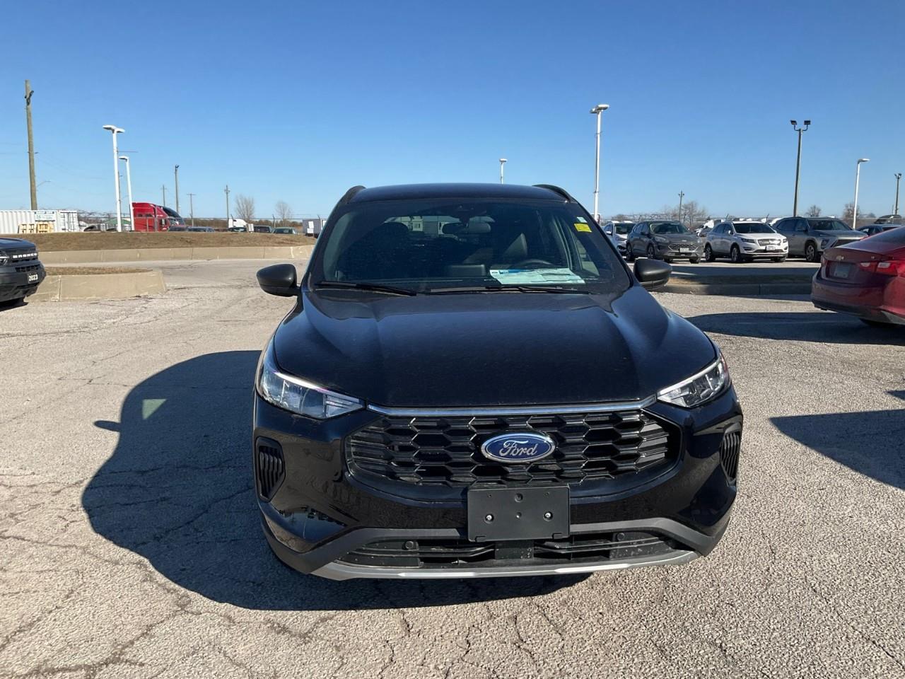 2025 Ford Escape ST-Line Photo