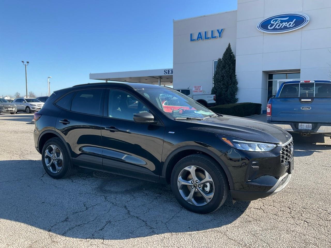 2025 Ford Escape ST-Line Photo3