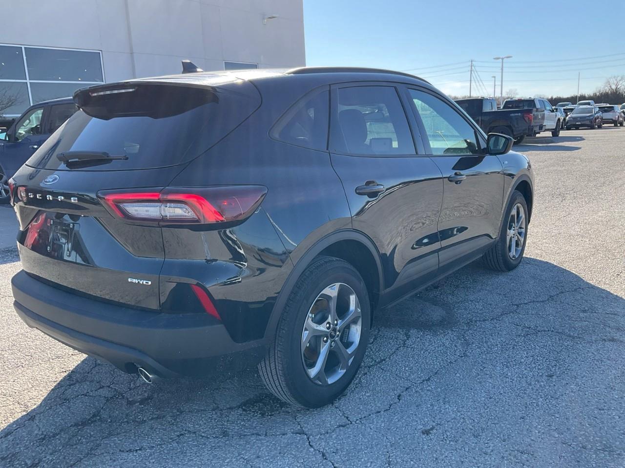 2025 Ford Escape ST-Line Photo