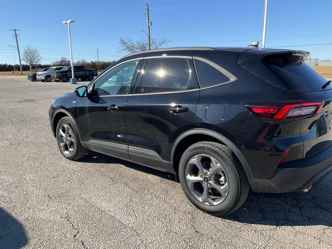 2025 Ford Escape ST-Line Photo