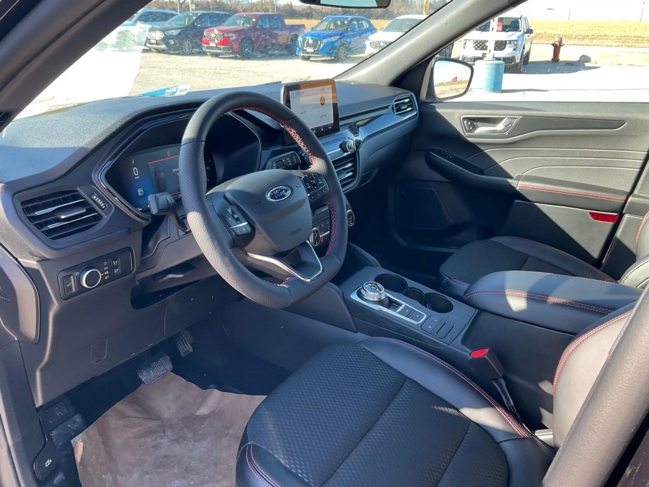 2025 Ford Escape ST-Line Photo