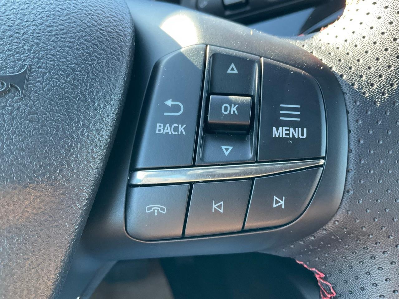 2025 Ford Escape ST-Line Photo