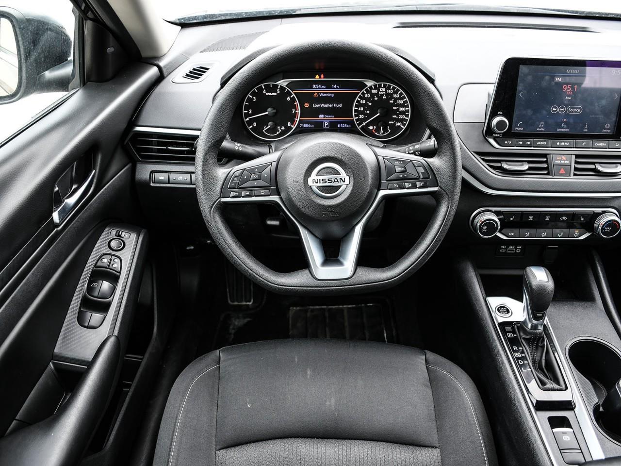 2021 Nissan Altima 2.5 SE HEATED SEATS | REMOTE START | BLIND SPOT MONITORING Photo