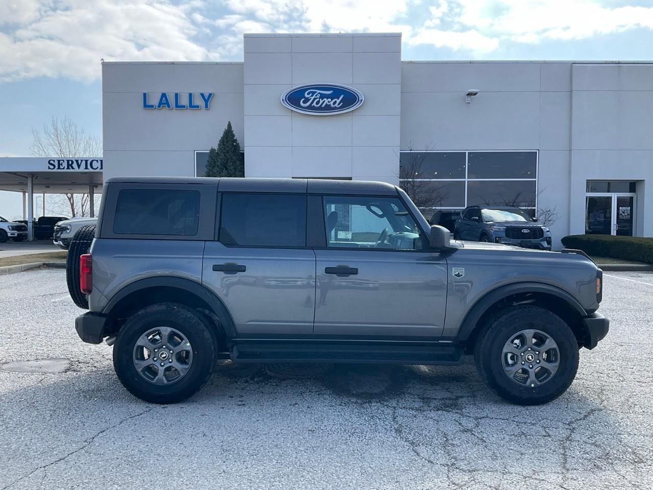 2026 Ford Bronco Big Bend Photo3