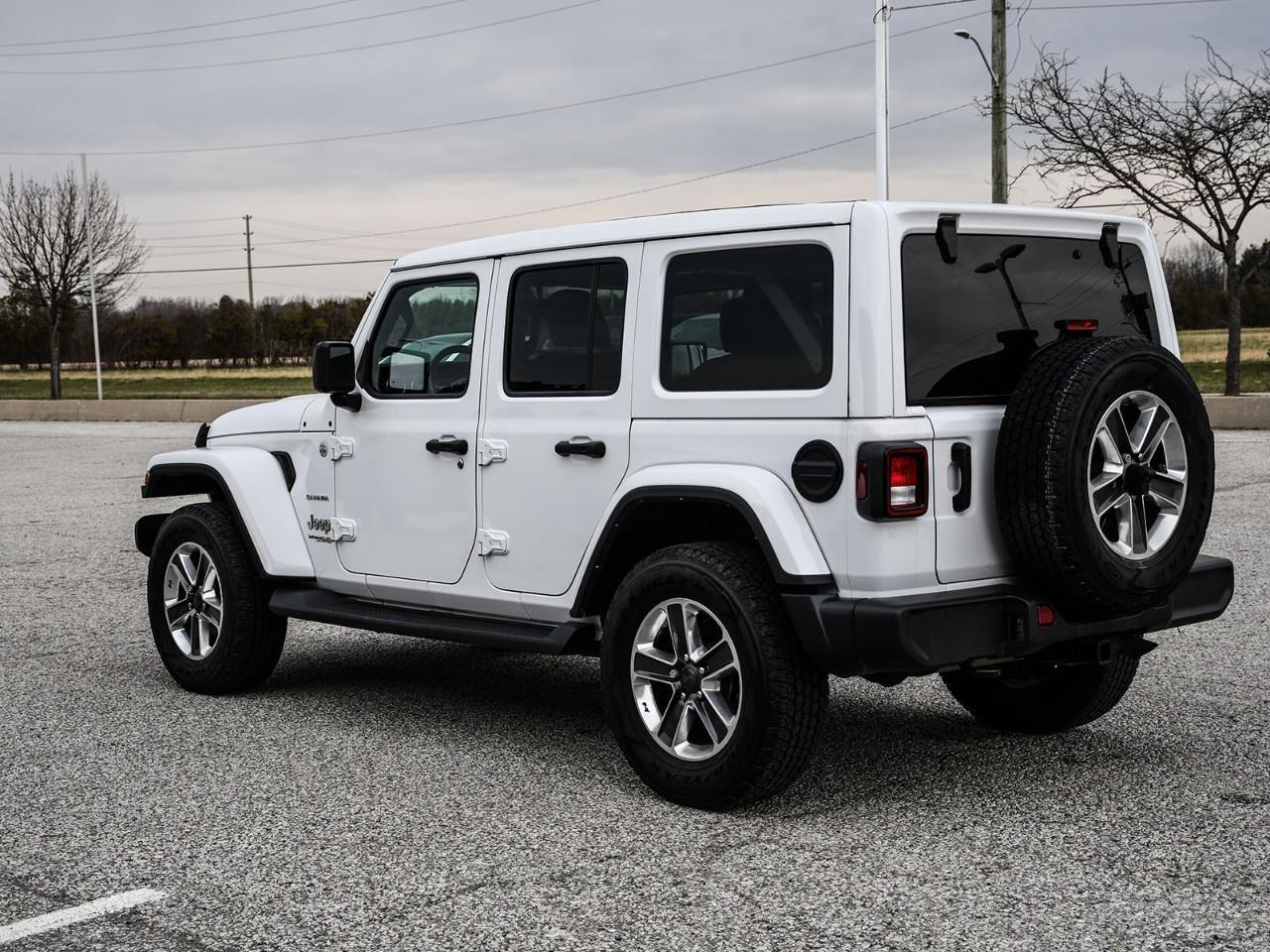 2021 Jeep Wrangler Unlimited Sahara CONVERTIBLE HARDTOP | PANORAMIC ROOF | HTD SEATS | REMOTE START Photo3