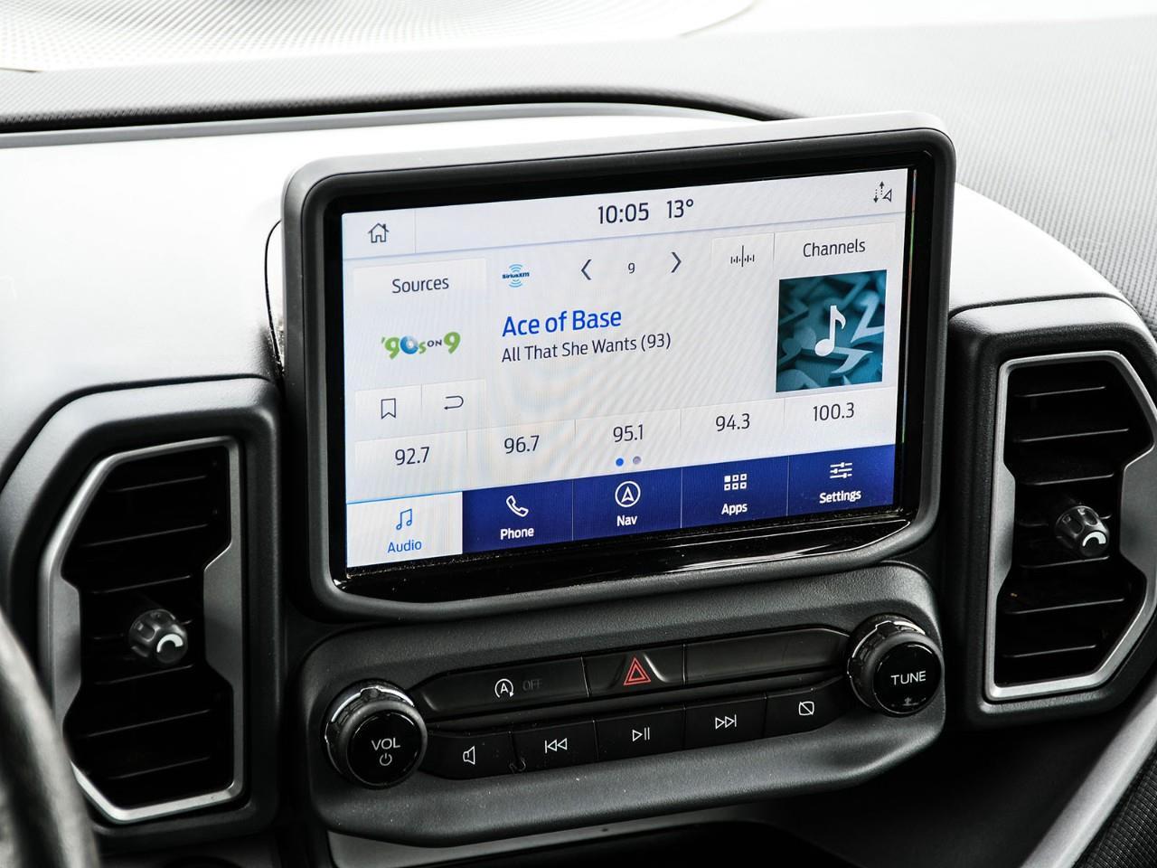 2023 Ford Bronco Sport Outer Banks NAV | SUNROOF | HTD SEATS | ADAPTIVE CRUISE | REMOTE START Photo