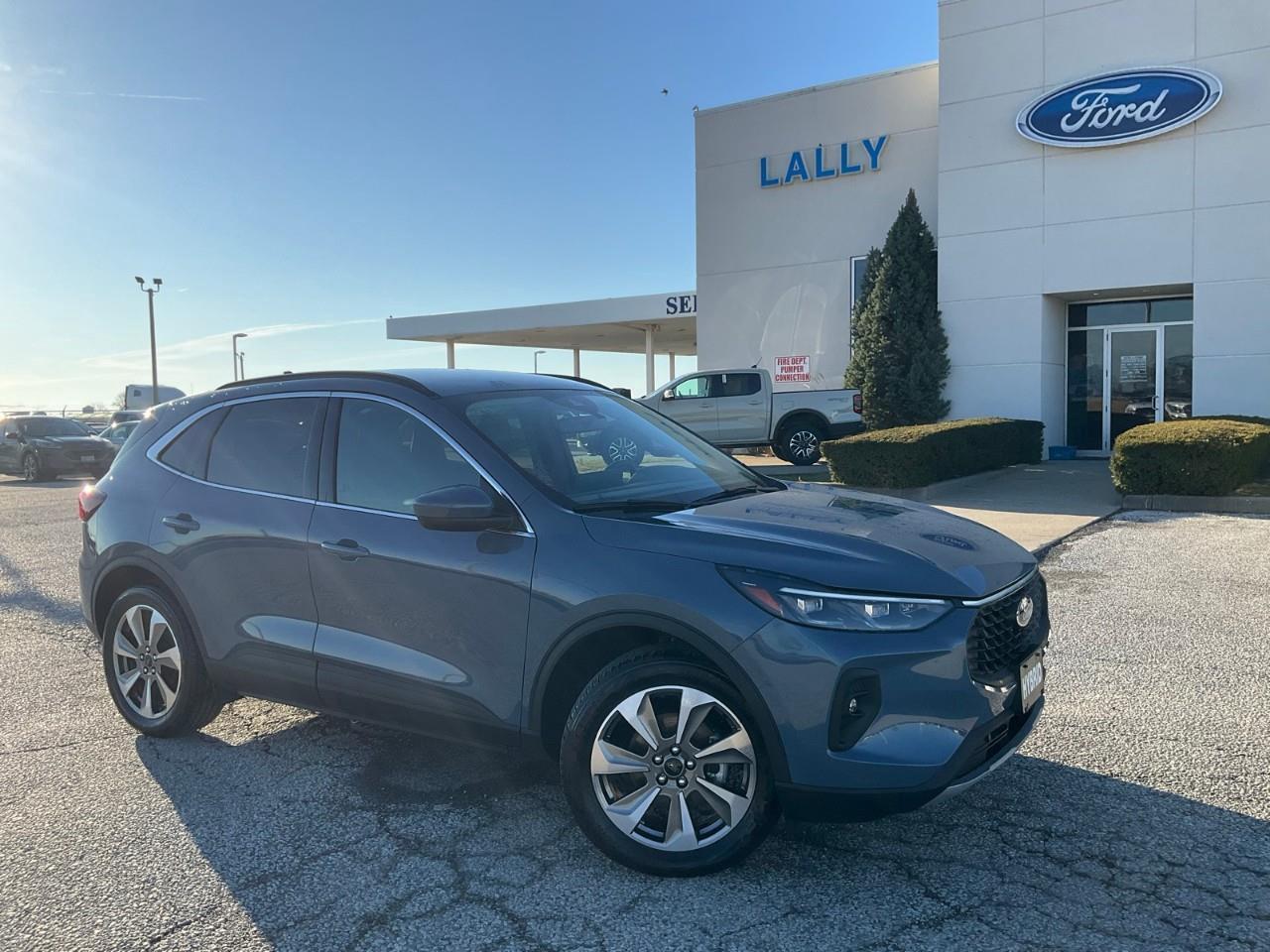 <p>This 2025 Ford Escape Platinum Hybrid AWD is in excellent condition, it is accident free and comes with a free vehicle history report.</p><p>Navigation, heated seats, heated steering, remote start, adaptive cruise control, evasive steering assist, wireless charging pad, reverse camera, Bluetooth, Sirius XM ready and much more. All Pre-Owned vehicles come standard with one key. If we received additional keys from the previous owner they will be with the vehicle upon delivery at no cost. Additional keys may be purchased at customers requested and expense.</p><p>We use no haggle, no hassle live market pricing to make sure you are getting the best deal possible. Save time and money and book your test drive today!</p><p>Our finance department deals with all of the major banks and lenders and we will do everything we can to get you approved and secure the lowest interest rate possible.</p><p>Full factory warranty remains until 60,000kms, powertrain warranty remains until 100,000kms, extended warranty options are available.</p><p><strong> Special Sale price listed is available to finance purchases only on approved credit. Price of vehicle may differ with other forms of payment.</strong></p>
