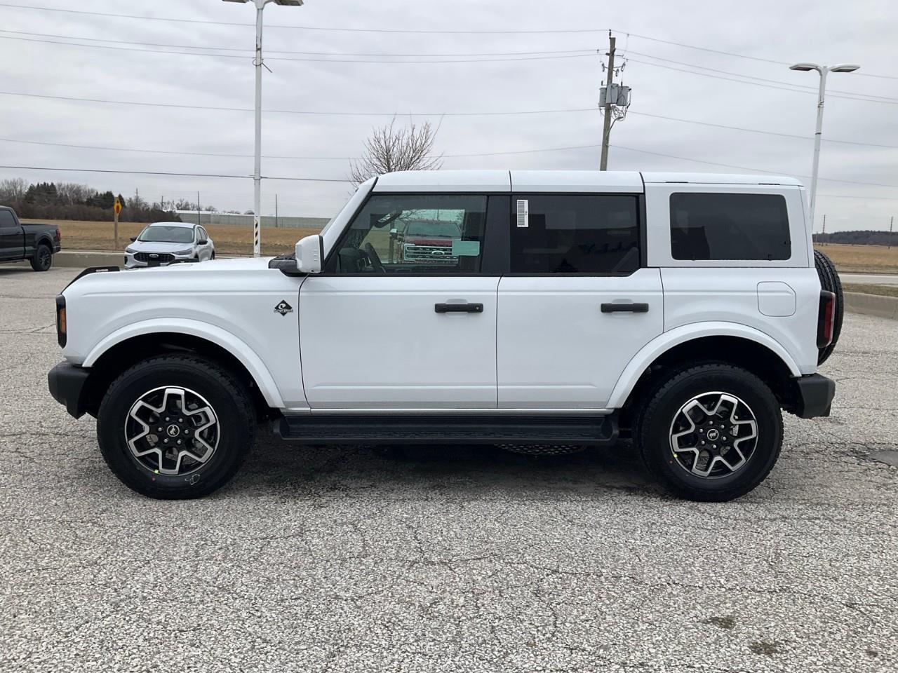 2026 Ford Bronco Outer Banks Photo