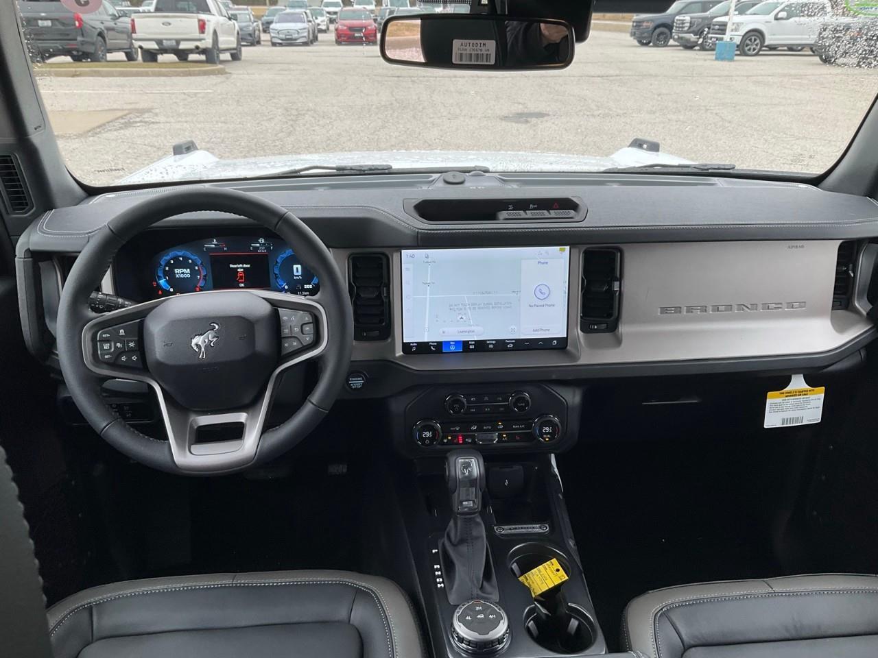 2026 Ford Bronco Outer Banks Photo