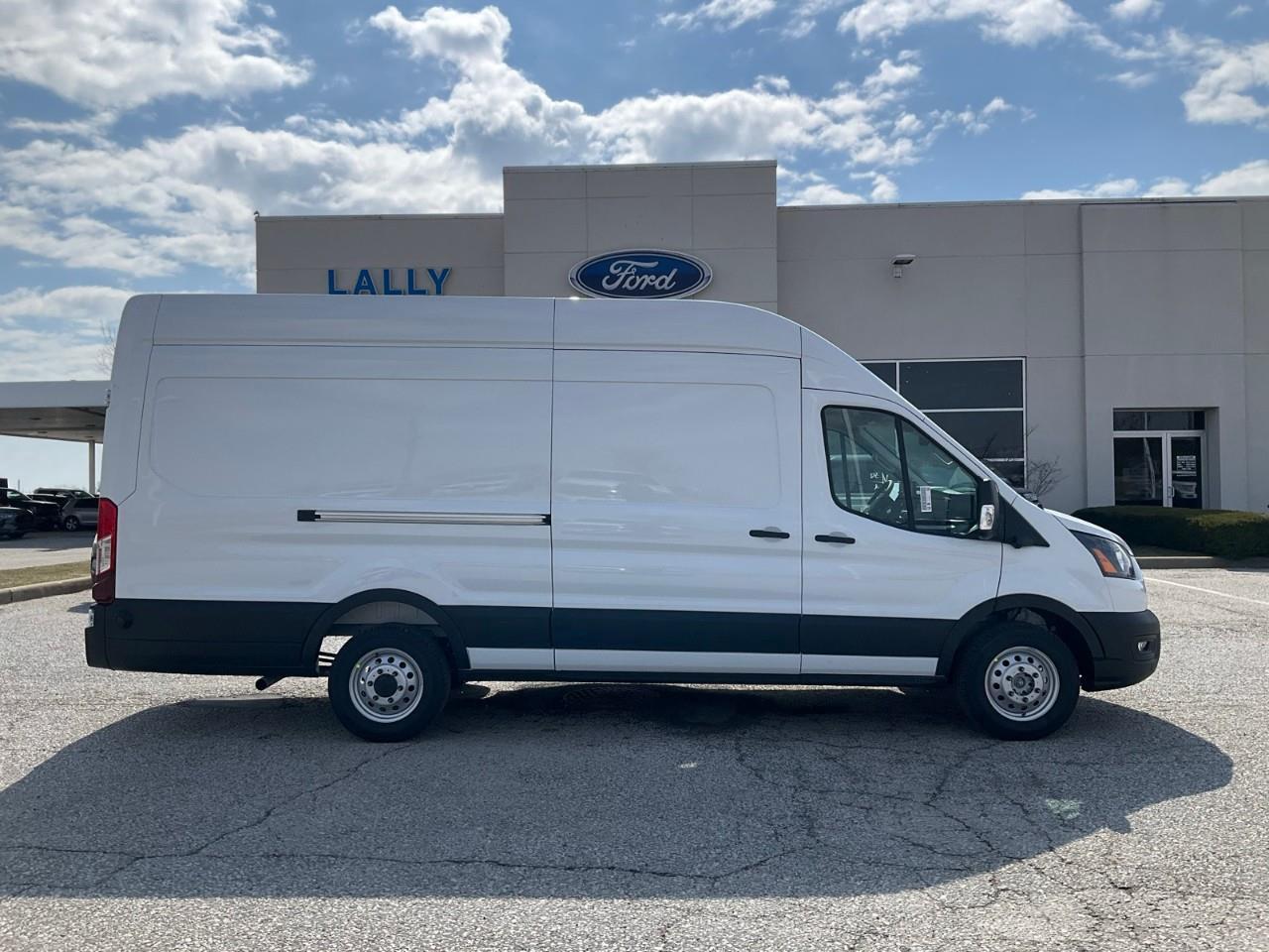 2026 Ford Transit 250  Photo2