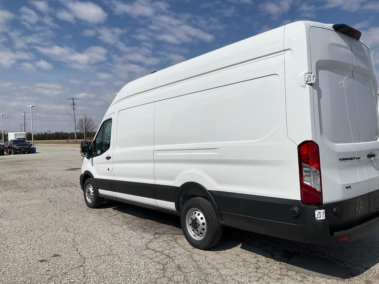 2026 Ford Transit 250  Photo