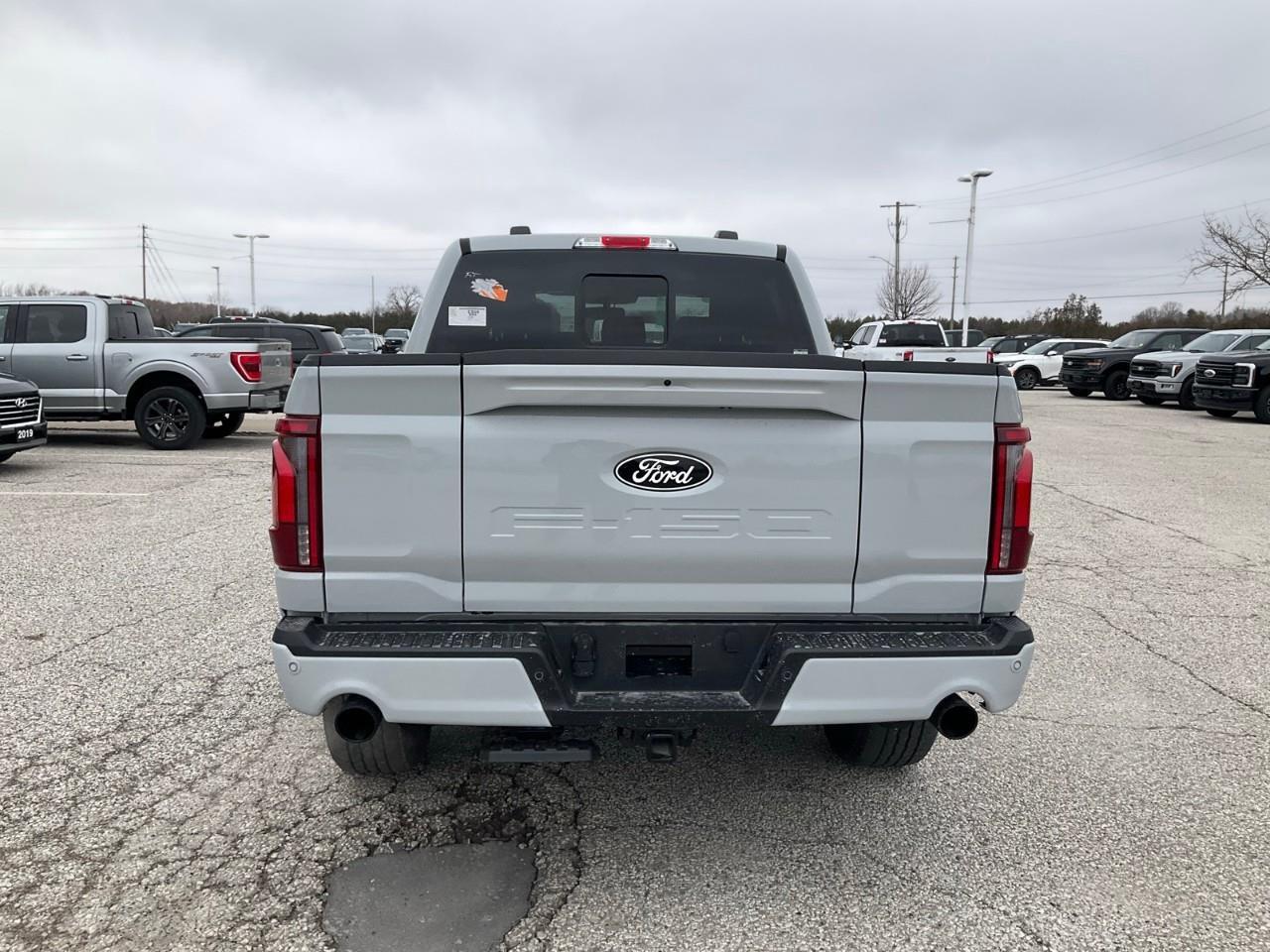 2026 Ford F-150 Lariat Photo4