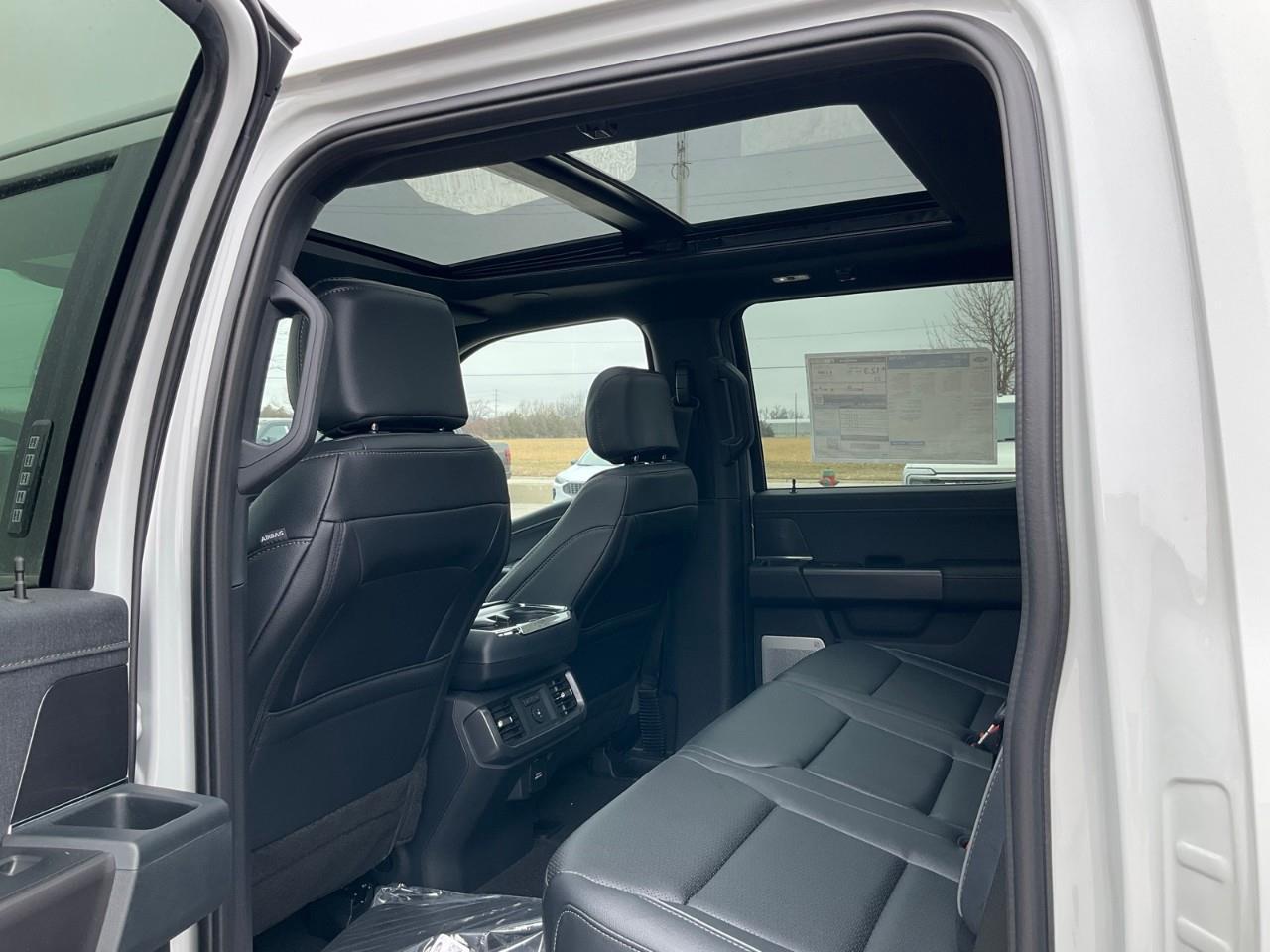 2026 Ford F-150 Lariat Photo