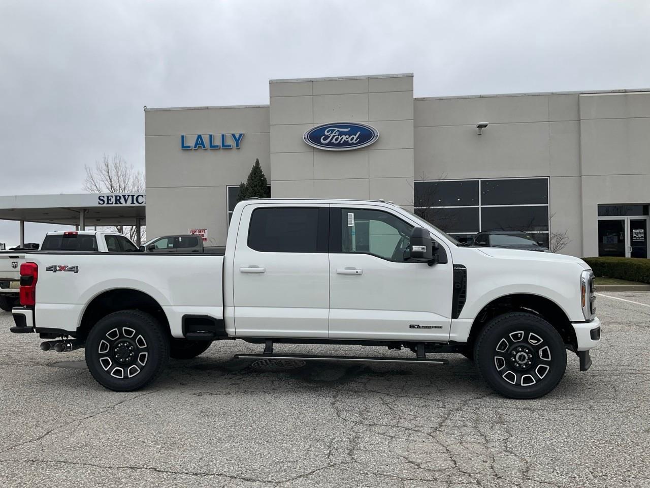 2026 Ford F-250 Platinum Photo