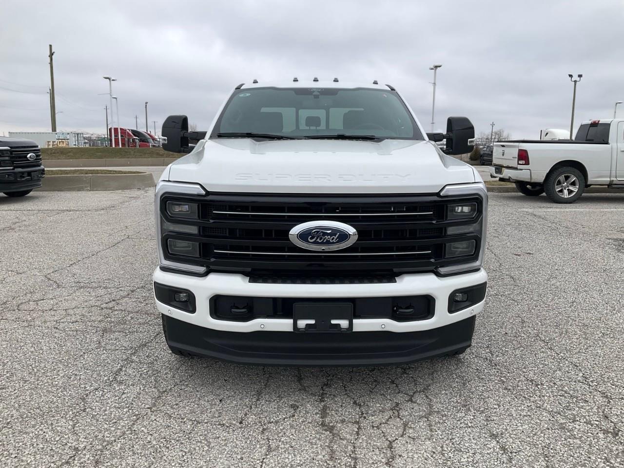 2026 Ford F-250 Platinum Photo