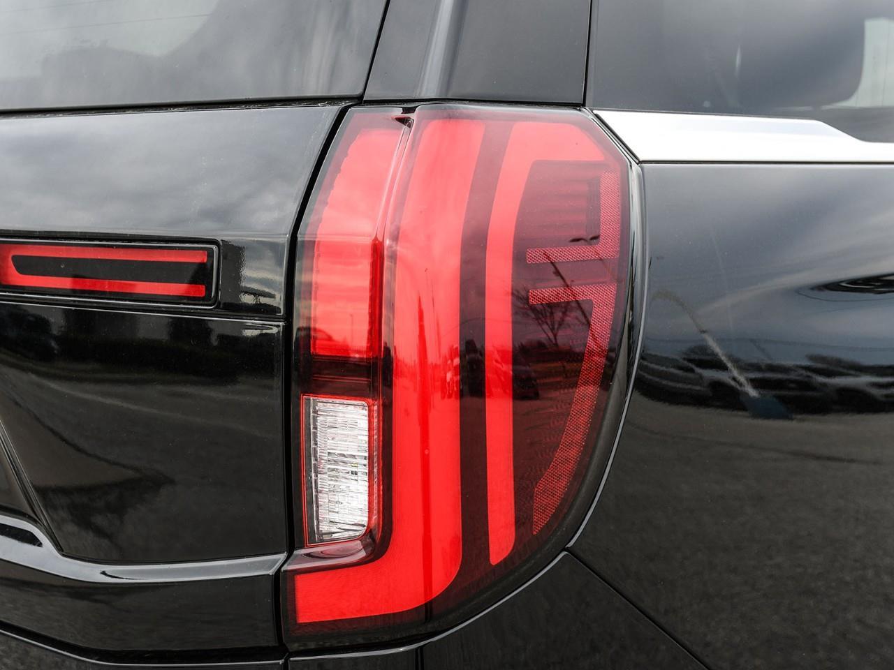 2025 Ford Expedition Platinum NAV | SUNROOF | HTD & COOLED SEATS | ADAPTIVE CRUISE Photo
