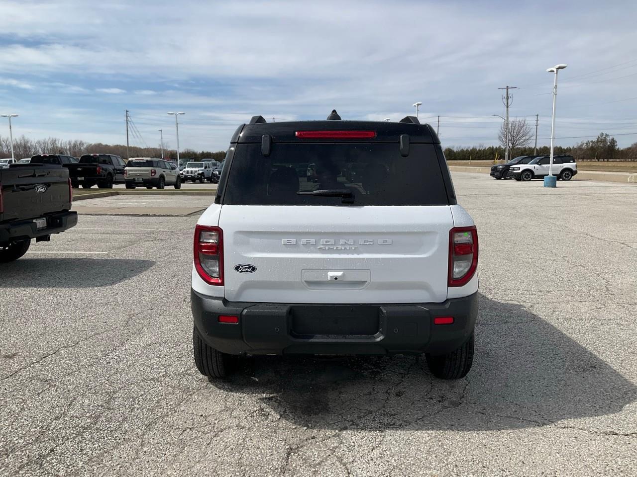 2026 Ford Bronco Sport Outer Banks Photo