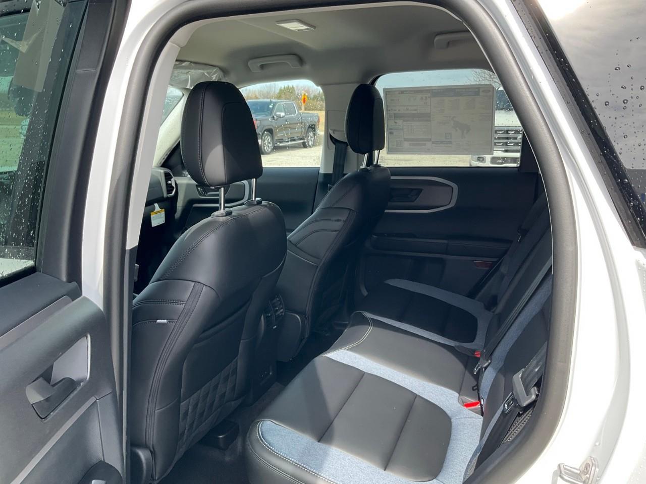 2026 Ford Bronco Sport Outer Banks Photo