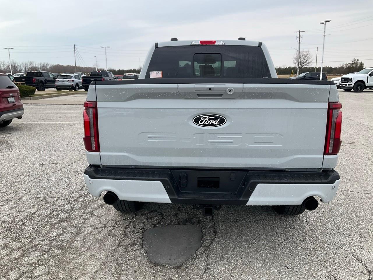 2026 Ford F-150 Lariat Photo4